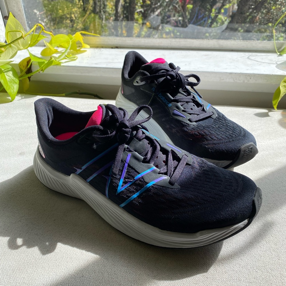 New Balance Fuelcell Prism V2